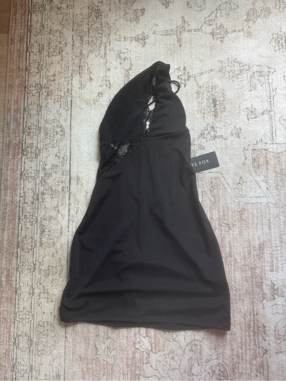 White Fox Boutique Black One-Shoulder Lace-Trim Dress